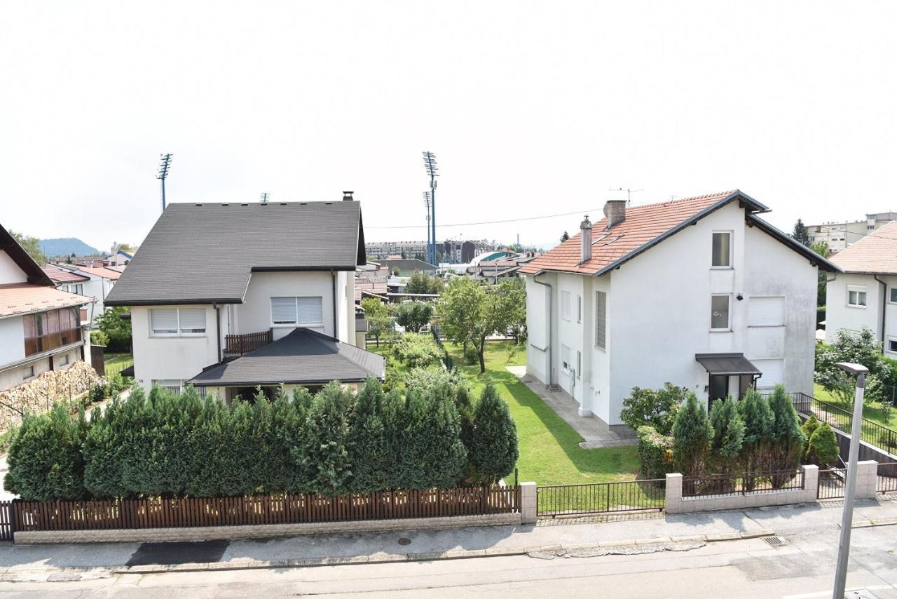 Apartman Jadranka Zapresic Bagian luar foto