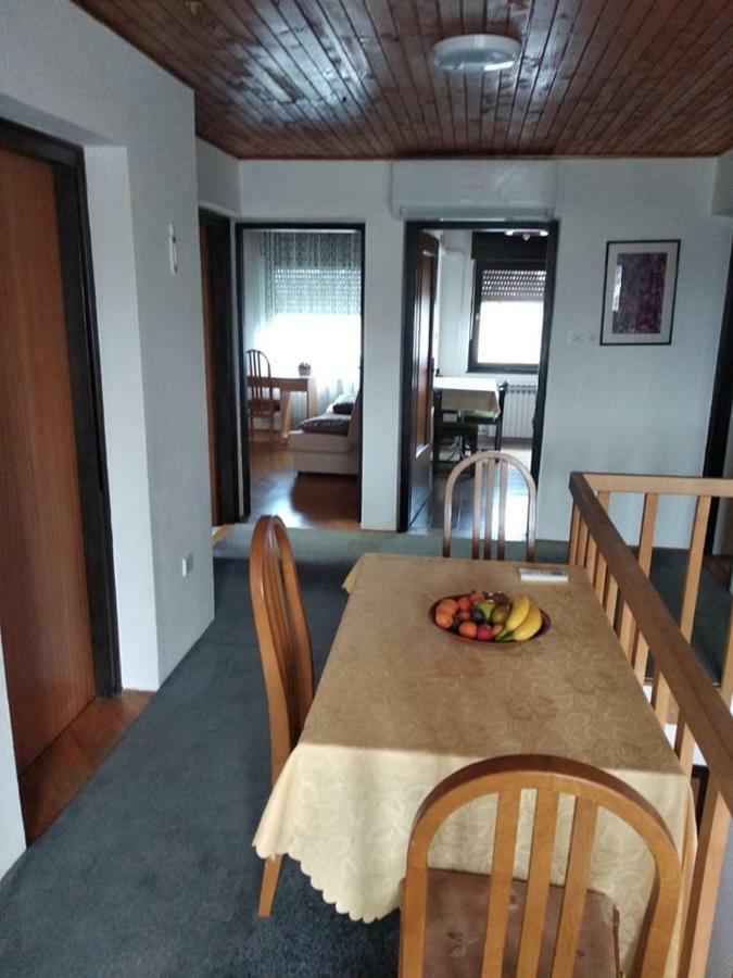 Apartman Jadranka Zapresic Bagian luar foto